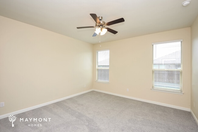 Building Photo - 1012 Nicole Way