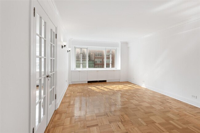 Foto del edificio - 166 E 63rd St