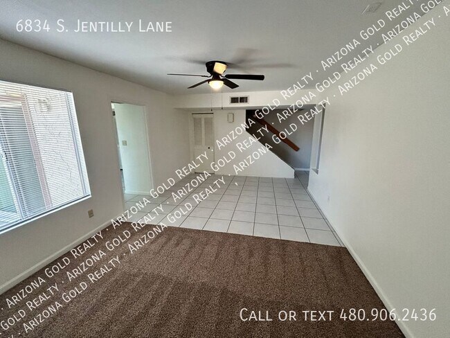 Building Photo - Villas Tempe Townhome