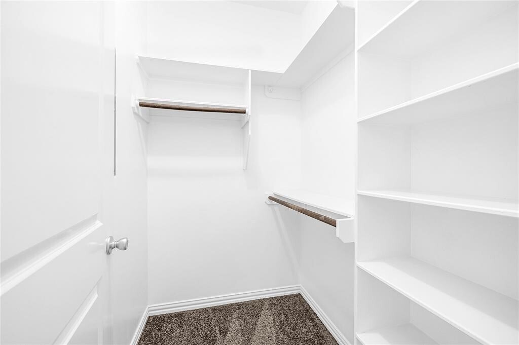 Foto del edificio - 6122 W Mt Houston Rd