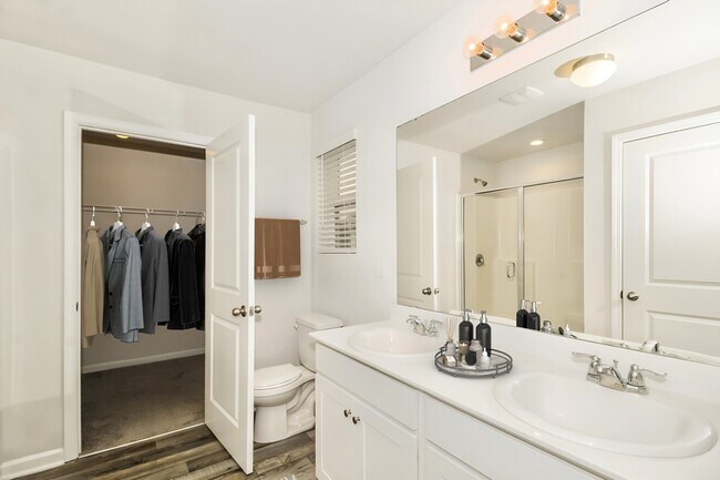 Foto del edificio - 2932 Ember Brook Ct