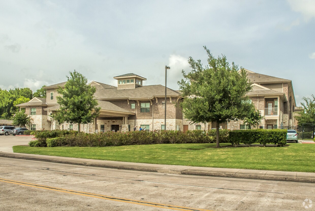 Melbourne Senior Apartments Alvin, TX