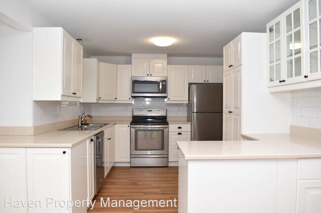 Building Photo - 3 br, 2 bath House - 5101 Sunset Drive W