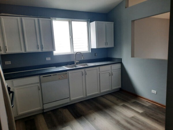 Foto del edificio - 805 Serendipity Dr