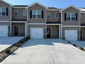 Building Photo - 3482 Tyee Xing Wy