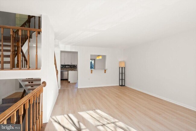 Foto del edificio - 7829 Mt Woodley Pl