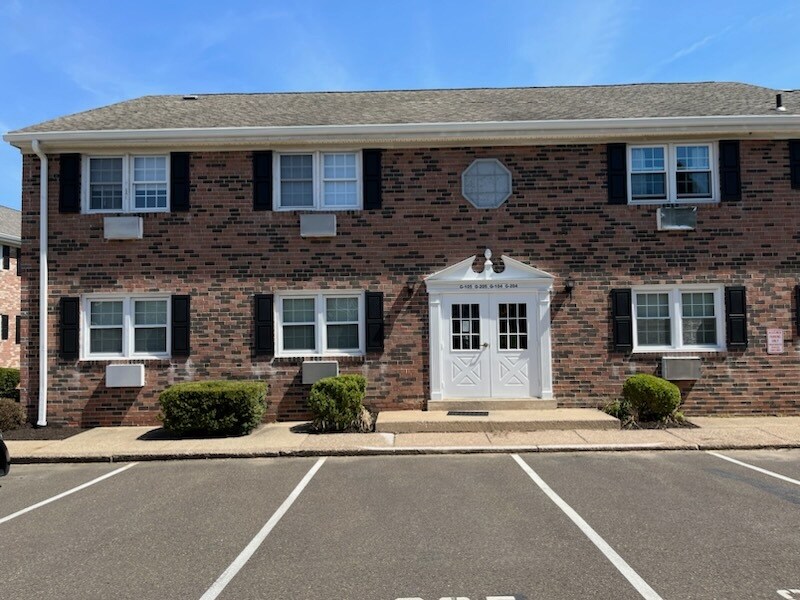 Foto principal - 403 S Main St