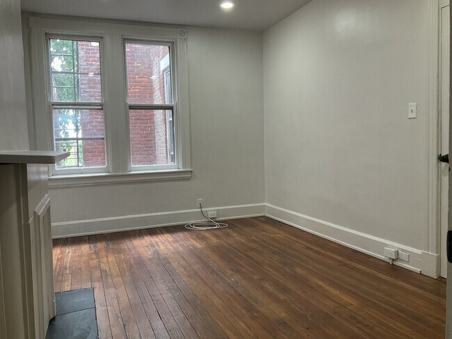 Foto del edificio - 920 Washington Ave