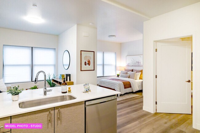 Foto del interior - The Junction (2120 Santa Barbara Ave)