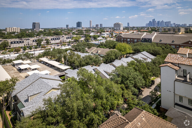 Aerial Photo - Oak Lane Condominiums