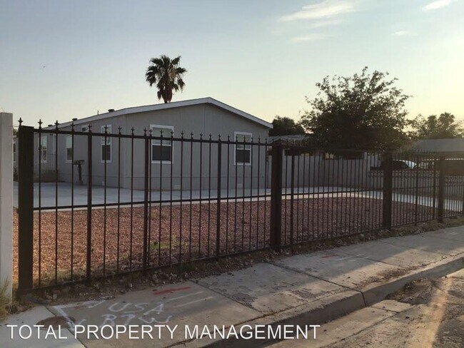 Foto del edificio - 4 br, 2 bath House - 4866 Fuentes Cir.