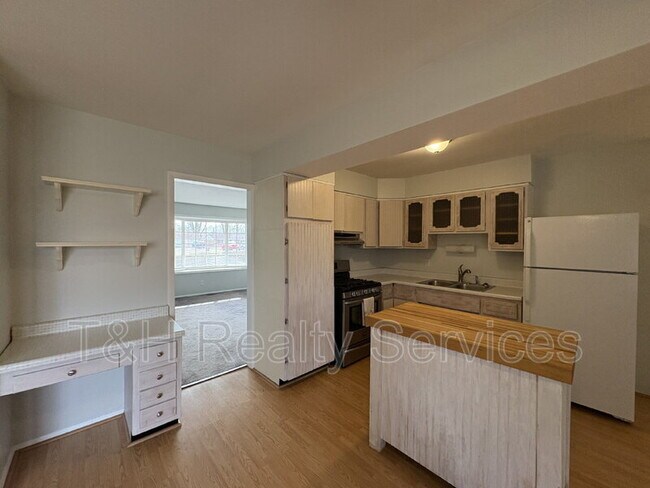 Foto del edificio - 6014 Penway Cir
