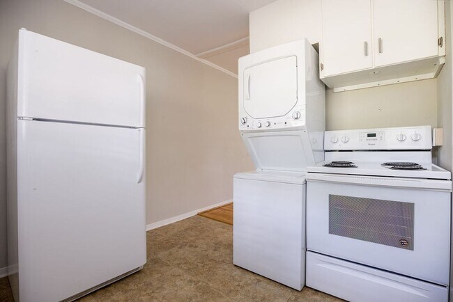 Building Photo - 516 N Tremont Dr