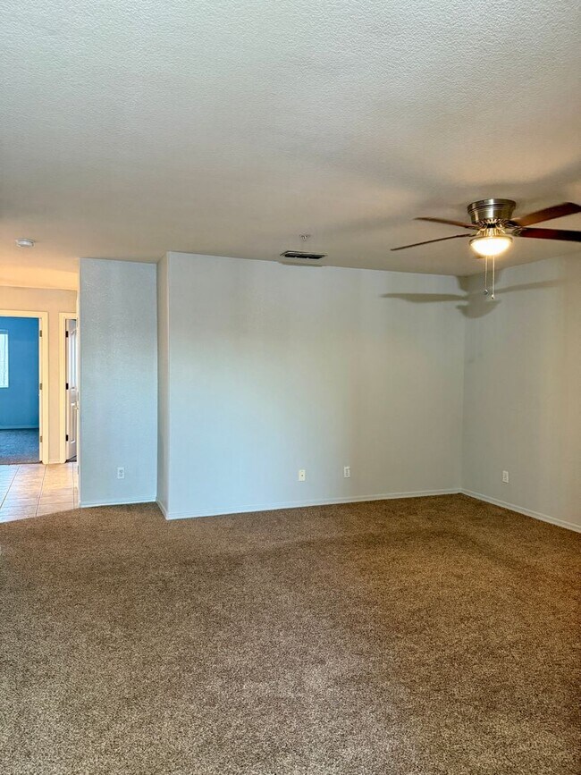 Building Photo - 2970 Cork Ln
