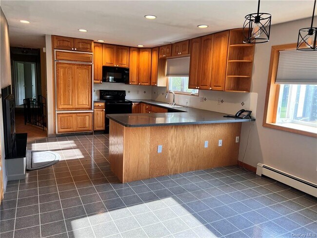 Foto del edificio - 36 Circle Dr