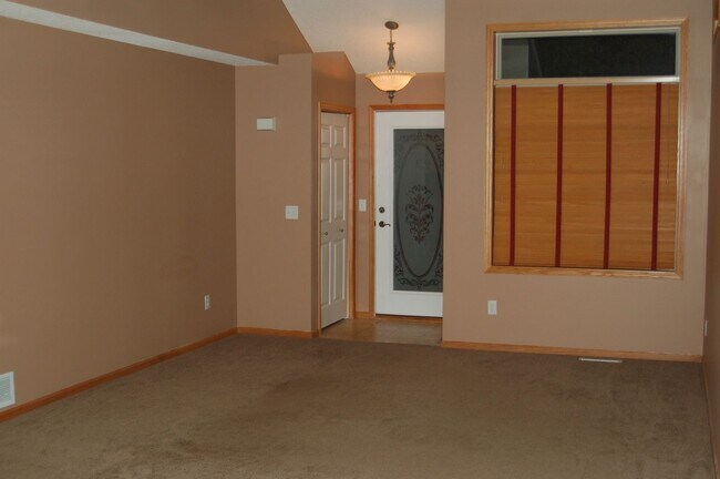 Foto del edificio - 2146 Limerick Ln