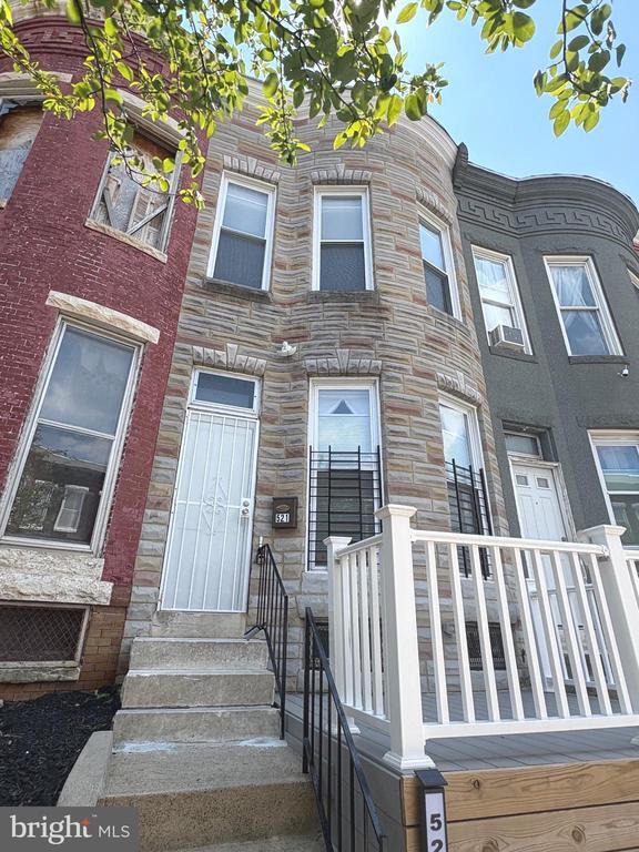 Building Photo - 521 E 23rd St