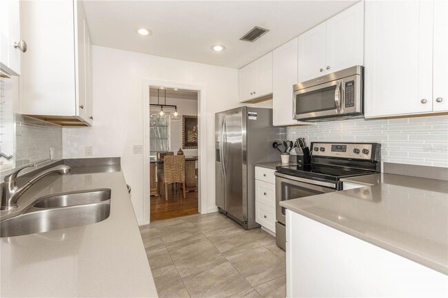 Foto del edificio - 3997 Mckay Creek Cir