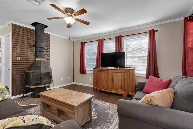 Living Room - 264 Inlet Dr