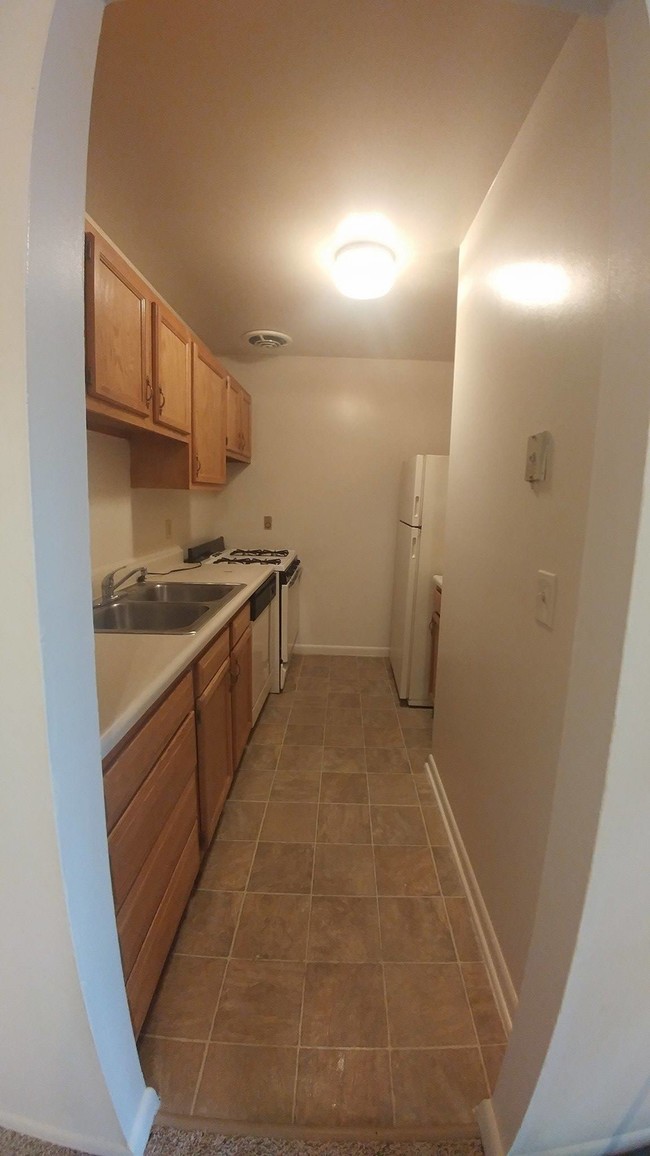 2bedroom kitchen - Kennedy Crossing