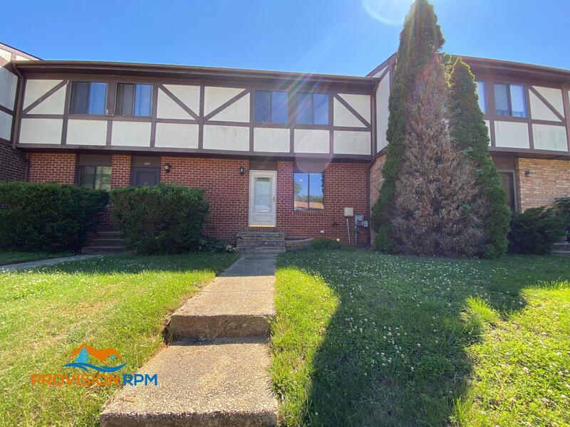 Foto principal - 1208 Driftwood Ct