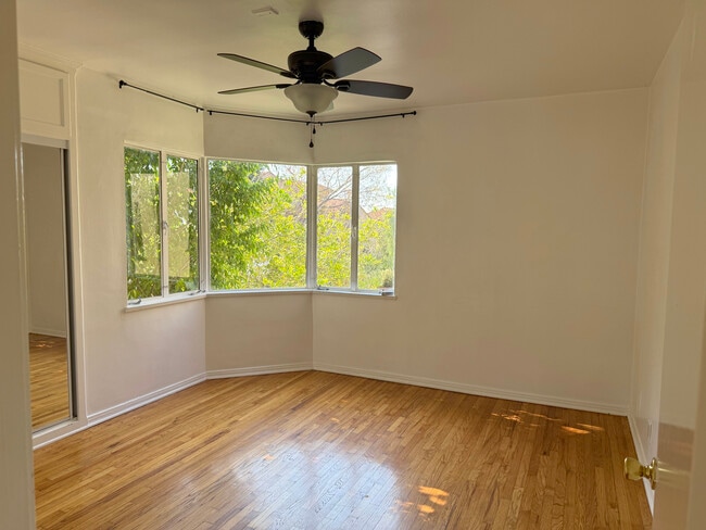 Bedroom 1 - 1001 S Sierra Bonita Ave