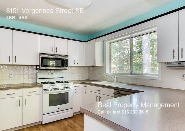 Building Photo - 8151 Vergennes St SE