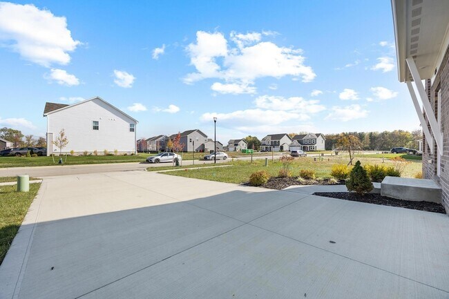 Foto del edificio - 6295 Honey Farm Way