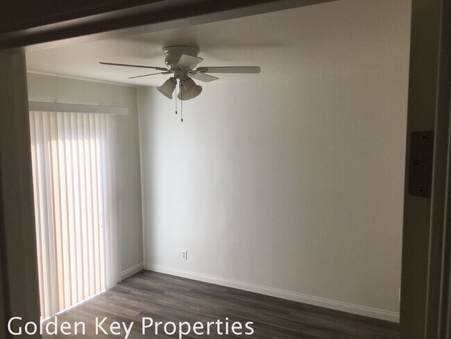 Foto del edificio - 2-Bedroom + 2-car garage + ALL UTILITIES PAID
