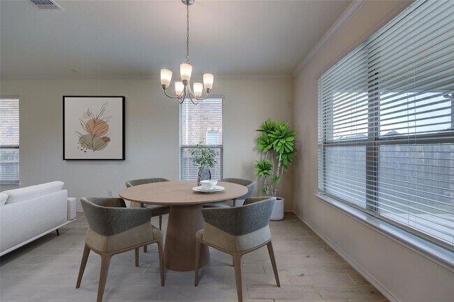Foto del edificio - 1045 Arbor Acres Loop
