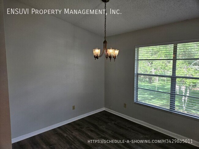 Building Photo - 2-bedroom / 2 bath condo is located in the...