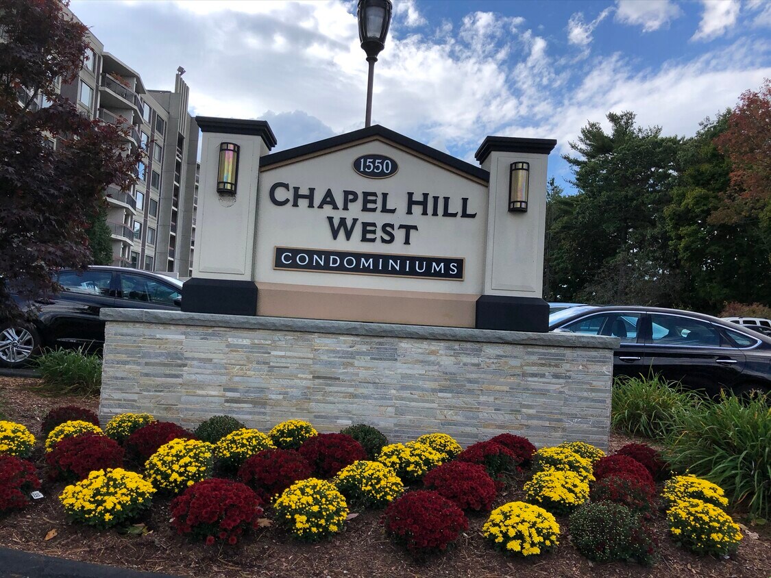 Condominium Rental - 1550 Worcester Rd