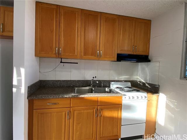 Building Photo - 1914 University Ave