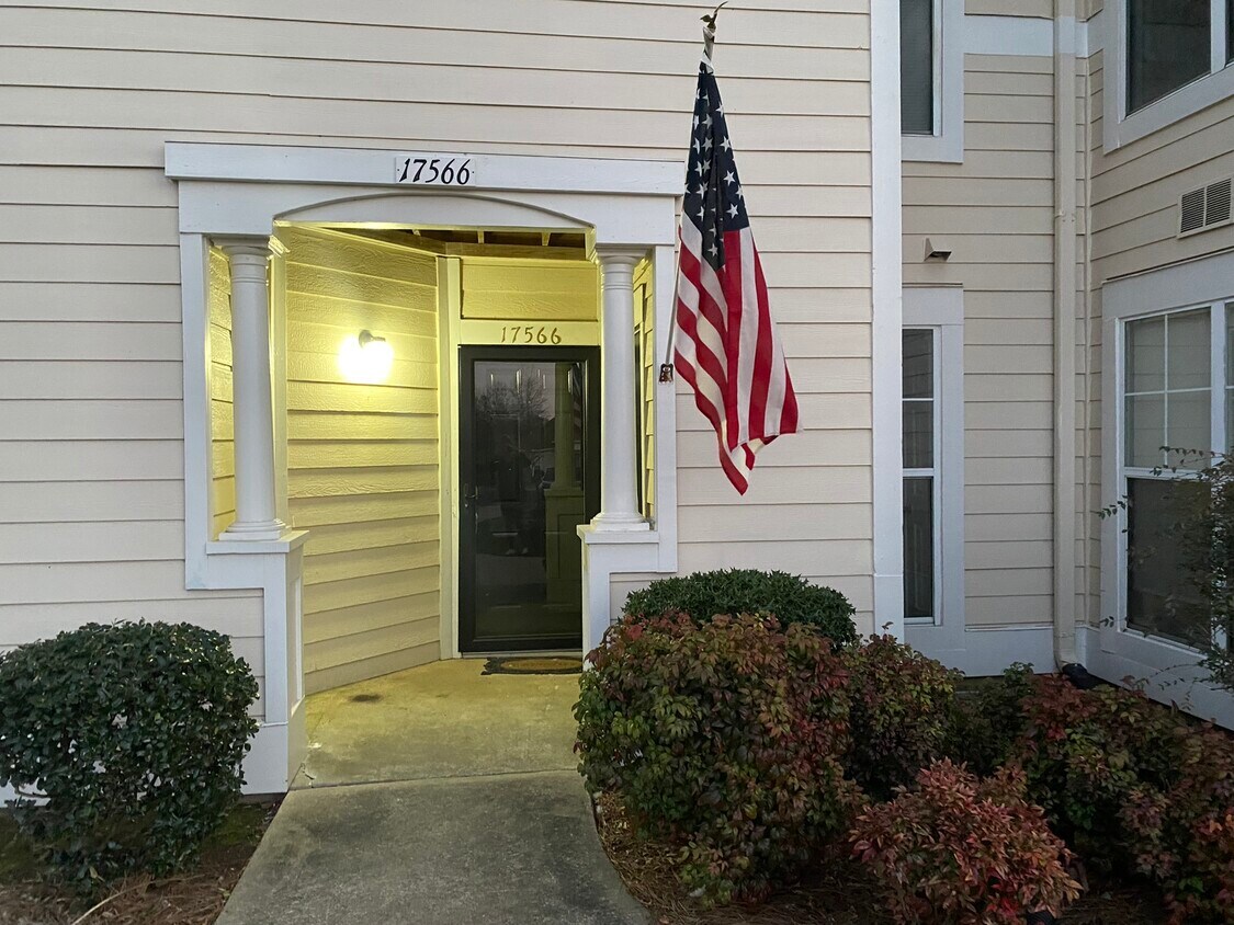 17566 Tuscany Ln Unit 17566, Cornelius, NC 28031 Condo for Rent in