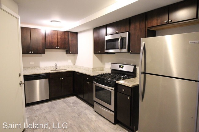 Foto del edificio - 3501-3503 W Leland Ave