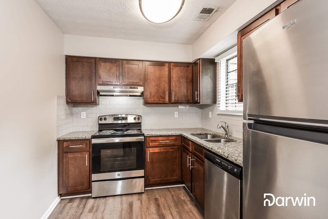Primary Photo - 2571 Redfield Dr, Norcross, GA 30071