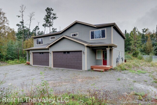 Building Photo - 221 E Forest Dr