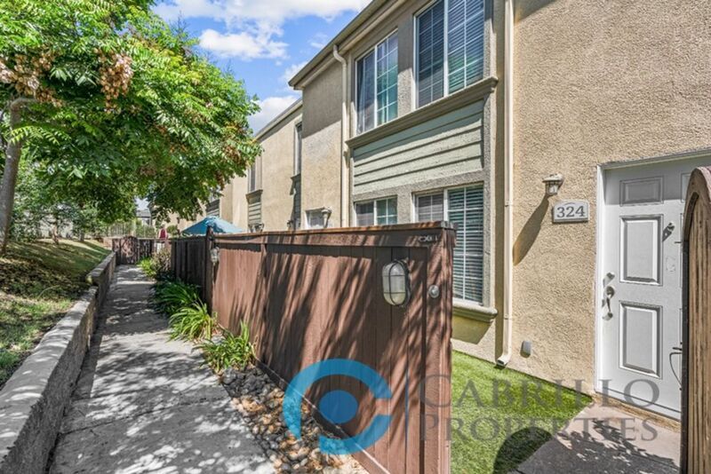 Primary Photo - 5402 Balboa Arms Dr