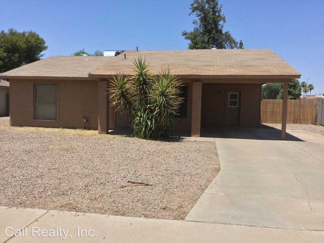 Primary Photo - 2310 N Pleasant Dr