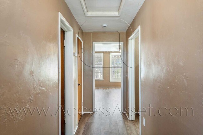 Foto del edificio - Large Studio/1 Bath With Beautiful Views I...