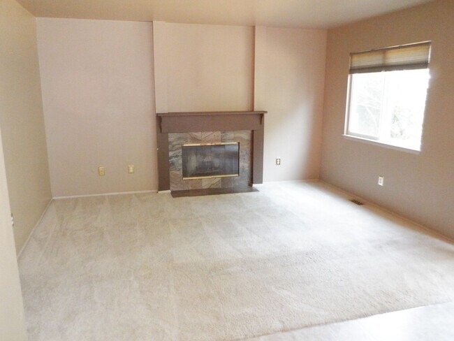 Foto del edificio - 5610 Mt Baker St SE