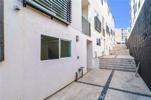 Foto del edificio - 242 N Hoover St