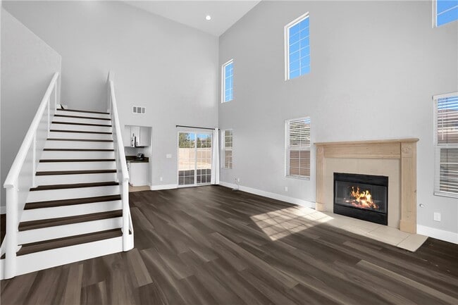 Foto del edificio - 2141 E Nugent St