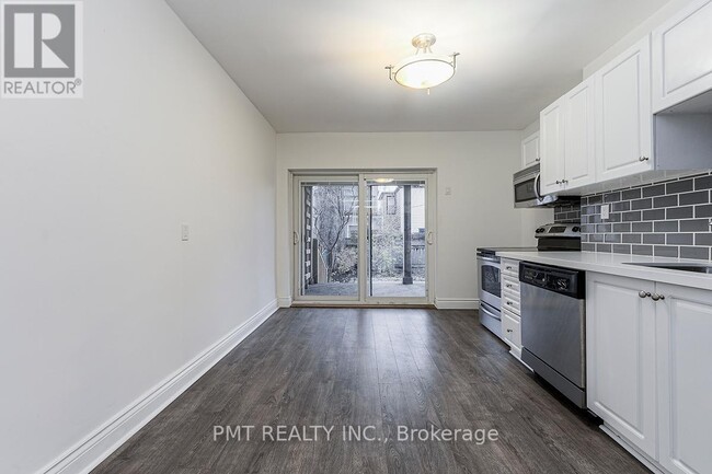 Building Photo - 863 Pape Ave