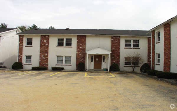 Building Photo - 598-604 Worcester St