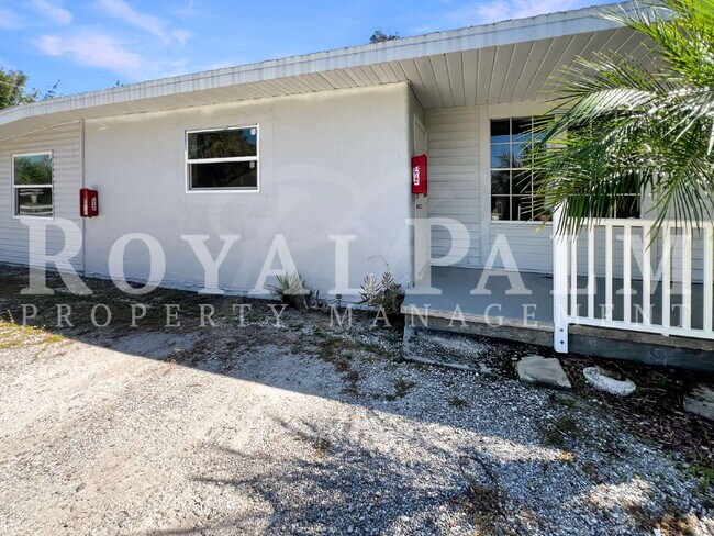 Foto del edificio - Coastal Comfort Meets Everyday Living – 1BR Home in Bokeelia – Sweet Lease Special – ONE MONTH FR...