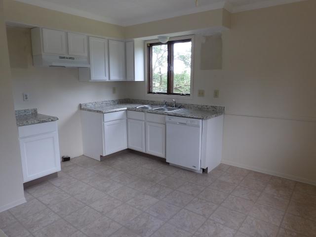 Foto del edificio - 321 Mathews Rd