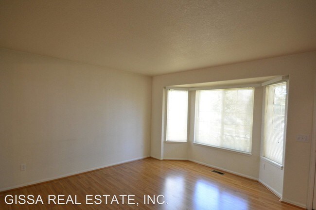 Foto del edificio - 4 br, 3.5 bath House - 1437 Heidi Lane