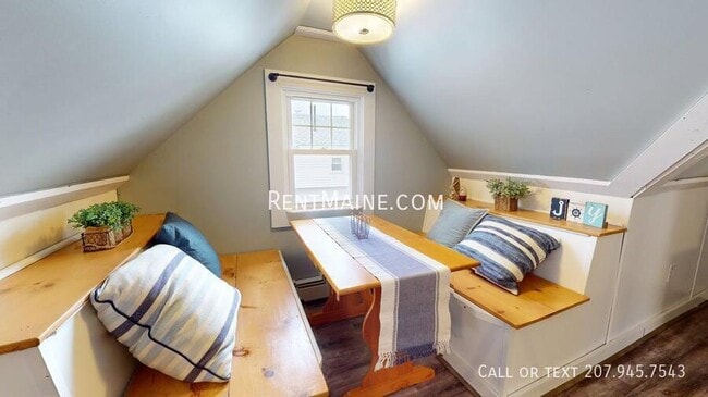 Building Photo - 94-A Otis St.-