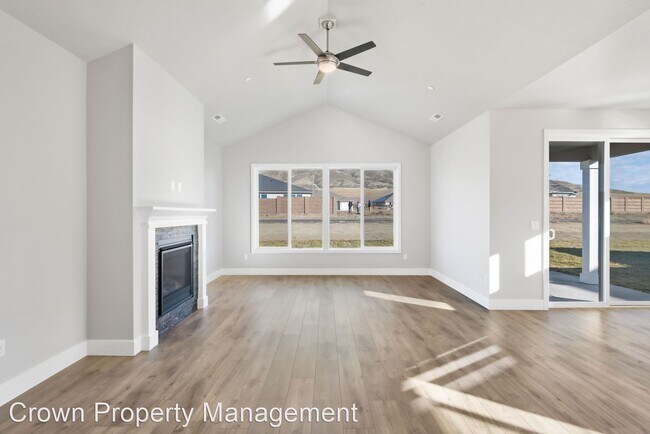 Foto del edificio - 3 br, 2.5 bath House - 3962 Barbera St.
